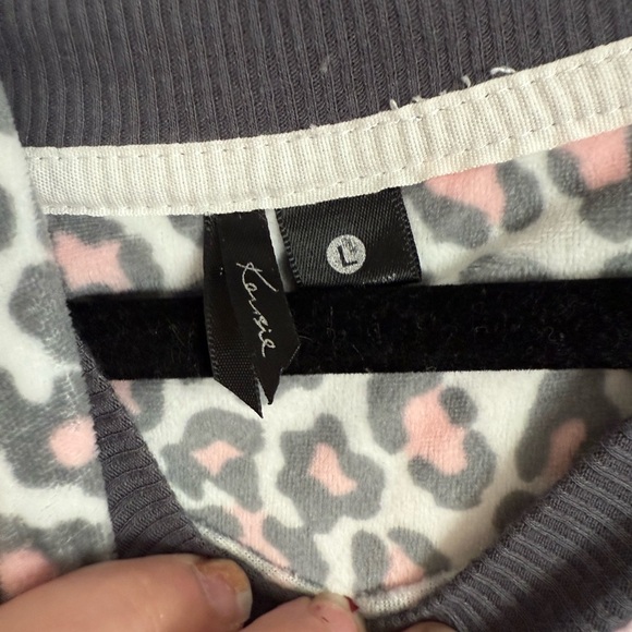 Kenzie Leopard Print women’s pajamas - Picture 2 of 3